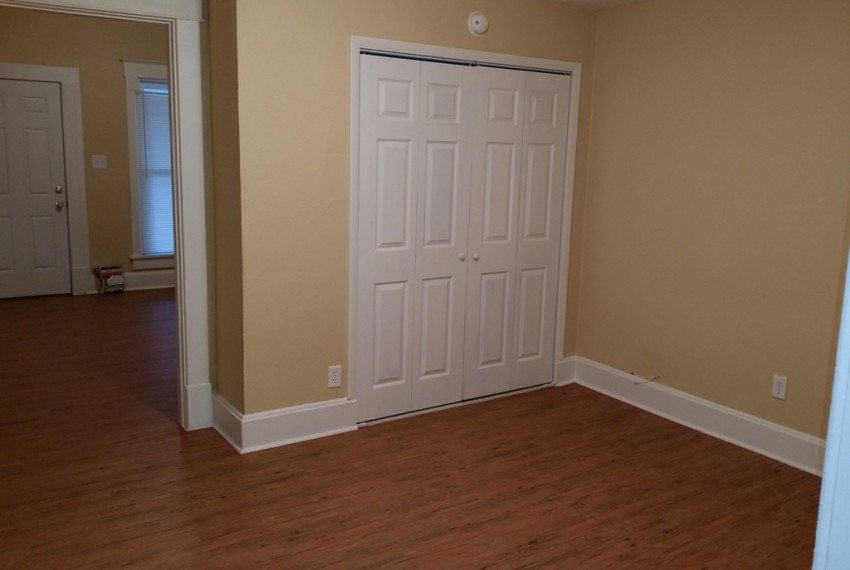 we buy any houses Indianapolis 1442 Richland  Bedroom1