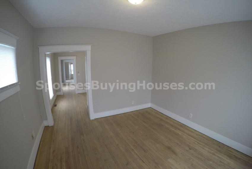 we buy homes for cash Indianapolis Living Room