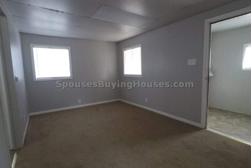 we buy homes for cash Indianapolis Living Room