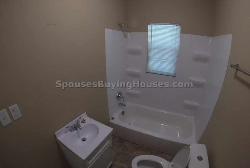 sell my house fast Indianapolis bath