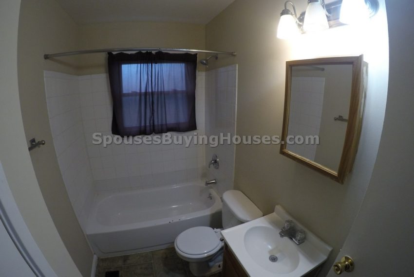 Sell my home Indianapolis full bath